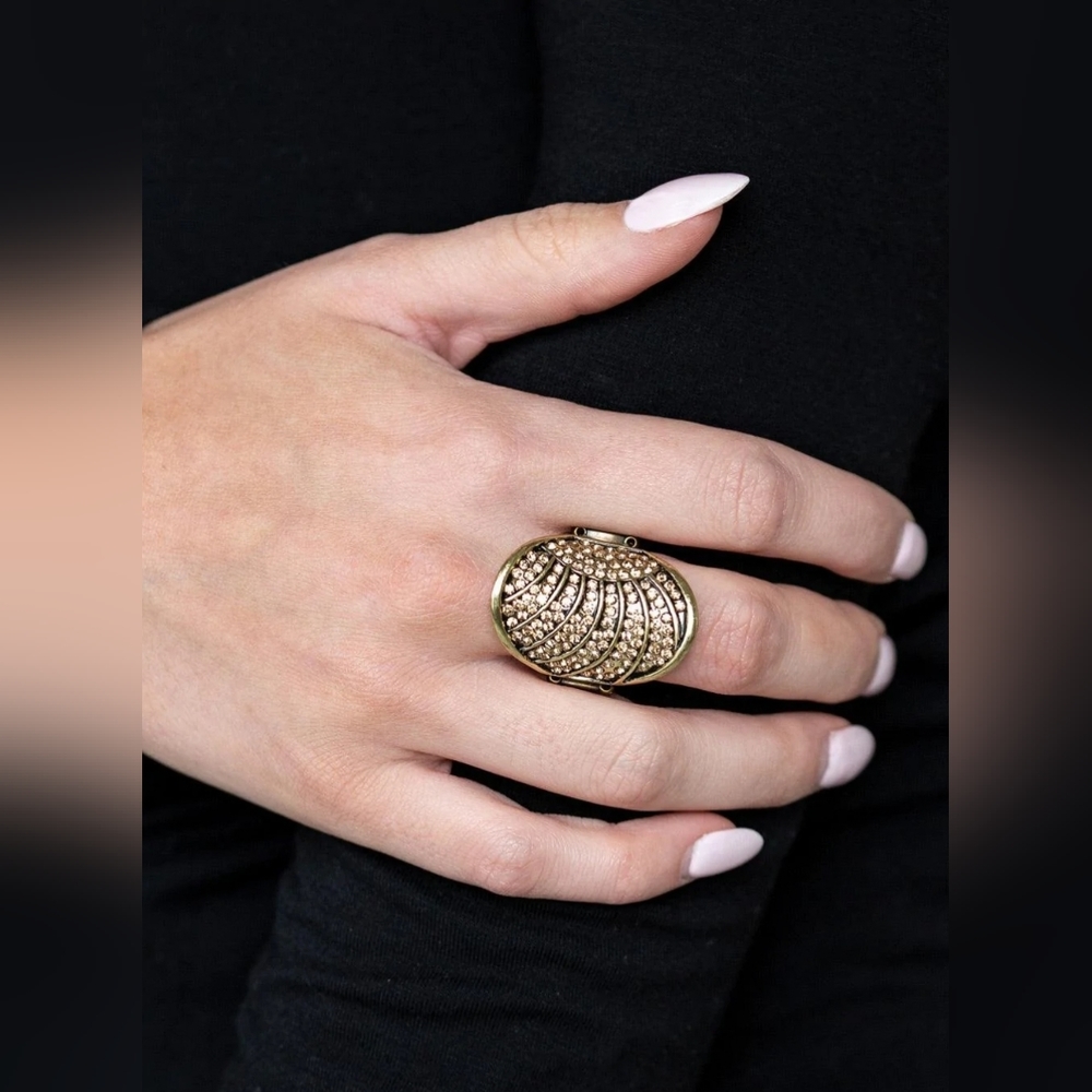Dazzle Daze Brass Ring